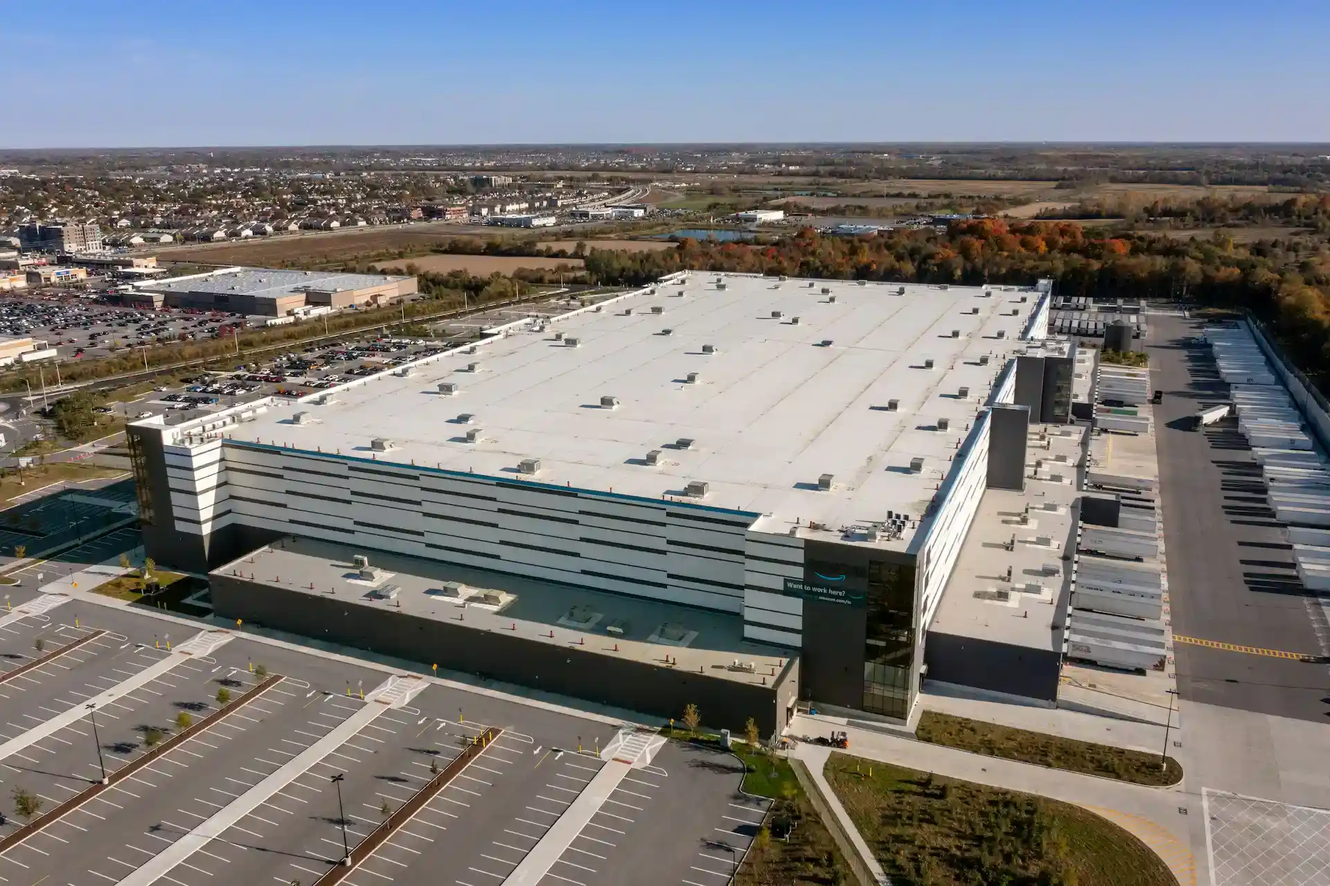 Warehouse roof in Rochester
